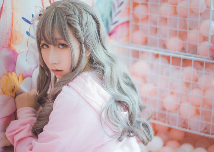 从从从从鸾微博cosplayer的作品深度评测 - 伊图恋