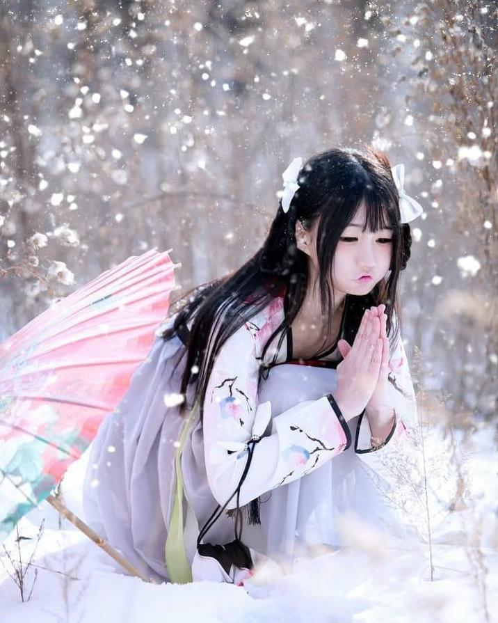 推荐nagesa魔物喵全部作品,看图感受博主cos魅力 - 伊图恋